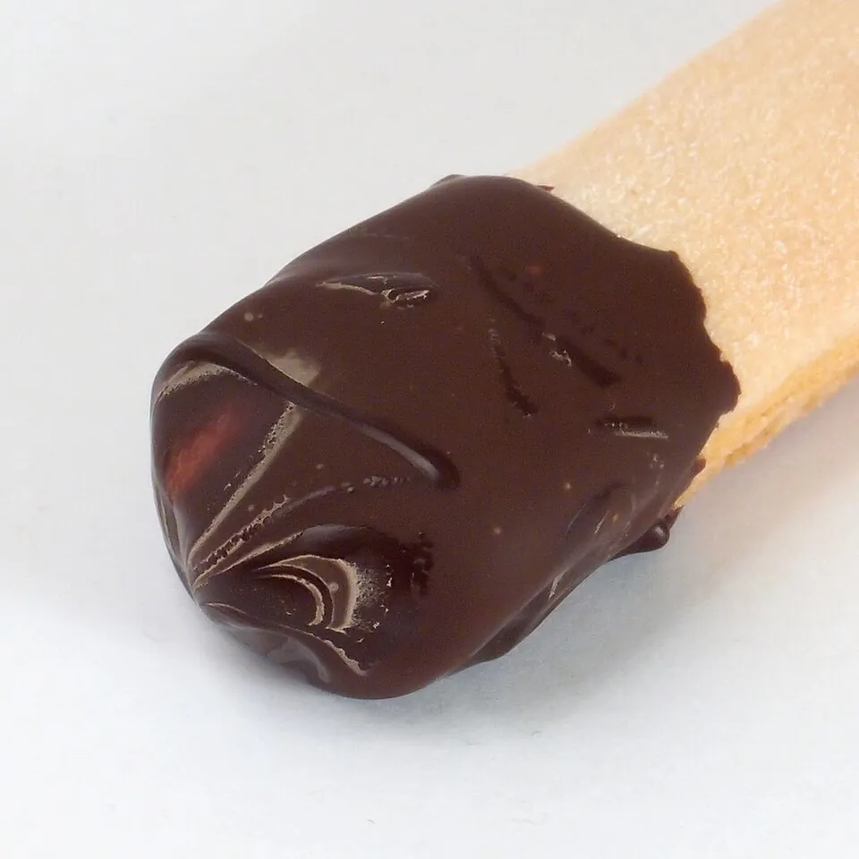 テンパリングしていないチョコの見本